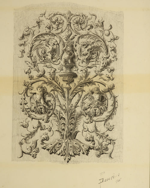 Candelabre con putti e grifoni